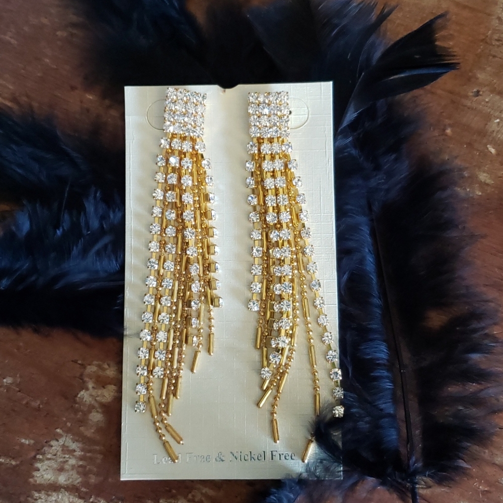 Stunning hanging earrings